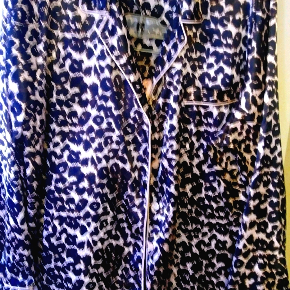 Victoria's secret silky pajamas